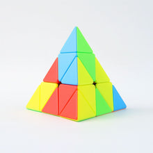 Magnetic Pyramid Cube Puzzle