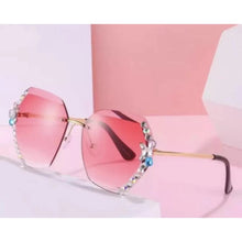 Generic Classic Unisex UV400 Protection Sunglasses (MultiColor)